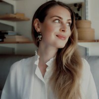 Closing USA Employee Julie Francis's profile photo