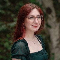 Arianna Nalbach Email & Phone Number