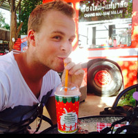 Kit van Weehaege Email