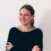 Lea Arens Email & Phone Number