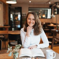 TÜV Hessen Employee Clarissa Schmenger's profile photo