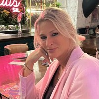 Ginny Warby Email