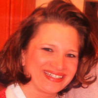 Sarah Reed Email & Phone Number | DSW Store Manager Contact Information
