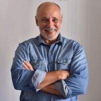 Alexandre Vasconcellos Email