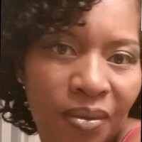 retail manager Employee Tracy D's profile photo