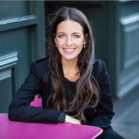 Lisa Barry-Lyons Email