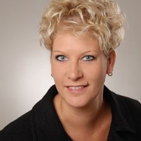Sandra Grohmann Email