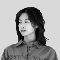 Momo Jiang Email