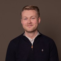 Carl Lindholm Email