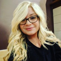 yoobi Employee Jenevieve Chavira Salazar's profile photo