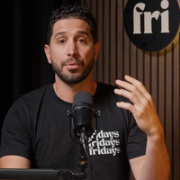 Fridays Employee Sina Arham's profile photo