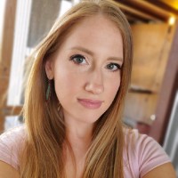 Blindster.com Employee Julie Hoerner's profile photo