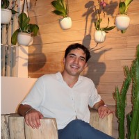 Proto Hologram Employee Nicolas Crosbie's profile photo