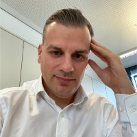 Andreas Schroll Email