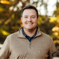 Derek Warren Email & Phone Number
