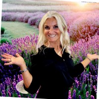 RENT-A-RESORT Employee Sabina Giese's profile photo