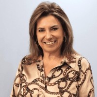 Symmetry Wealth Advisory Group Employee Lisa Rossi's profile photo