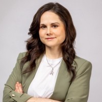 Dasha Redka Email & Phone Number