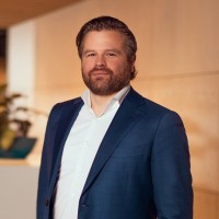 Thomas van Essen Email & Phone Number