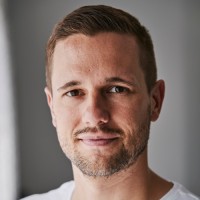 Daniel Deffner Email