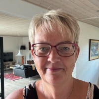 Anette Lind Email