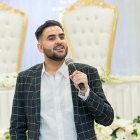 W Cosmetics Employee Milad Naziry's profile photo