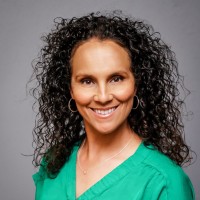 Suzie R. Email & Phone Number