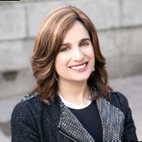 Ellie Schlam Email & Phone Number