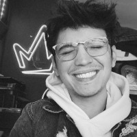 Paper Crowns Employee Ryan Oxenford's profile photo