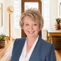 Petie Bradley Email & Phone Number