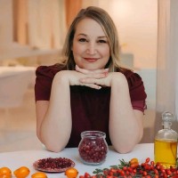 Cocoon Apothecary Employee Jessica Burman's profile photo