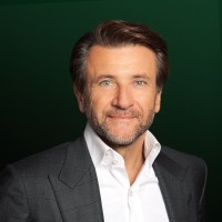 Shark Tank ABC Employee Robert Herjavec's profile photo