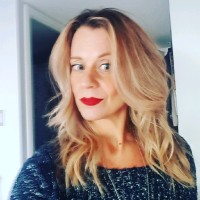 Media Heels & Makeup Employee Sandy Humphrey's profile photo