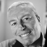 Damian Leslie Email & Phone Number