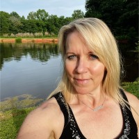 Amanda Sommer Email