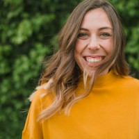 Sarah Hewett Email & Phone Number