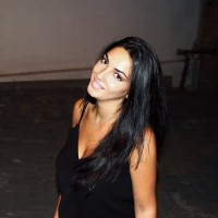 Natia Kapanadze Email