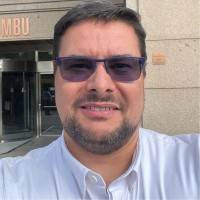 Luis Director Email