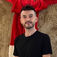 Ugur Sari Email