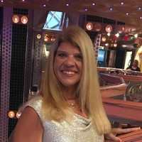 Women's Care Employee Carolyn Arroyo's profile photo