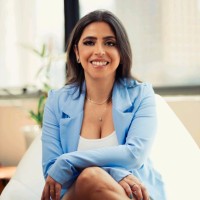 Renata Chaves Email