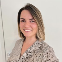 Léa Pelhâte Email