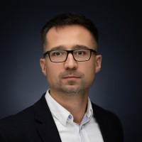 Kamil Grochowski Email