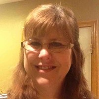 Everyone Drinks Pink (Plexus Worldwide Ambassador) Employee Suzanne Blackburn's profile photo