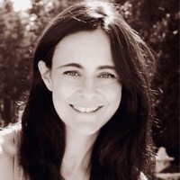 Pilar Hinojosa Email