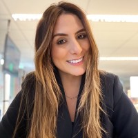 Isabella Antunes Email & Phone Number