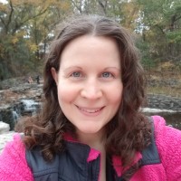 Self Published Author Employee Lynn Wallace's profile photo