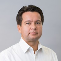 Laszlo Hegedus Email