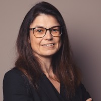 Isabelle Begger Email