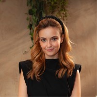 Rebag Employee Mariana Poubel's profile photo